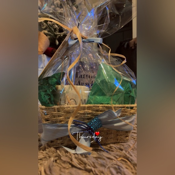 Bath & Body Works Jewelry - $25 basket!